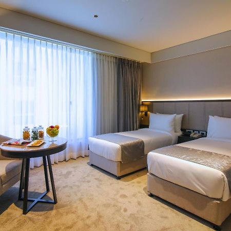 Essentia Premier Hotel Pune Wakad Pimpri-Chinchwad Bagian luar foto